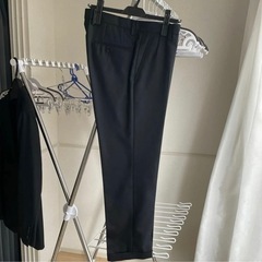 DRESSTERIOR スーツの画像