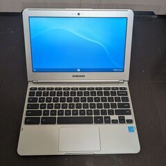 Samsung XE303C12 Chromebook本体