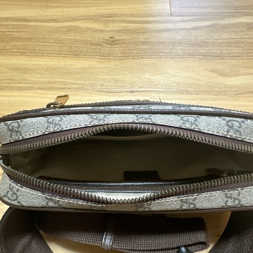 GUCCI ショルダーバッグ 箱有り