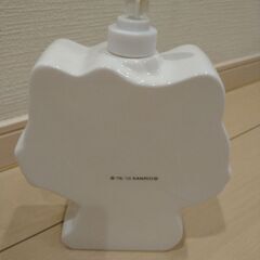 ハローキティ陶器シャンプーボトルの画像