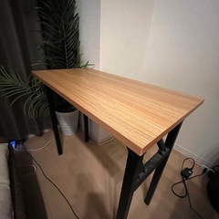 テーブル