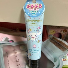シナモンロール　　ハンドクリーム