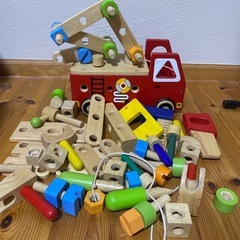 DIY 大工　おもちゃ　消防車付きの画像