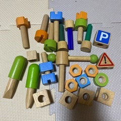 DIY 大工　おもちゃ　消防車付きの画像