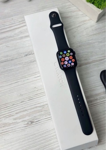 キャンセルのため再出品Apple Watch8使用1ヶ月