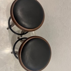 高さのある椅子　2脚セットの画像