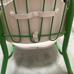 はらぺこあおむし ベビーチェアの画像