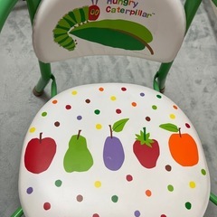 はらぺこあおむし ベビーチェアの画像