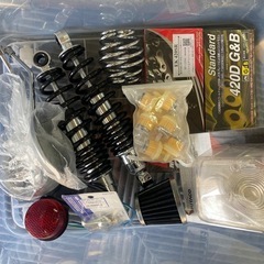 🉐早いもの勝ち！スーパーカブ等　バイク用品　新品部品ありの画像