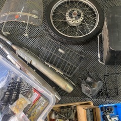 🉐早いもの勝ち！スーパーカブ等　バイク用品　新品部品ありの画像