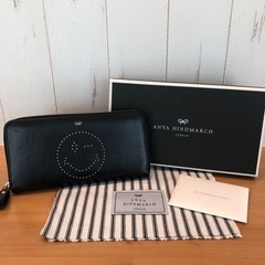 ANYA HINDMARCH 長財布