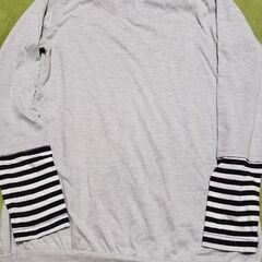 【年内のみ】レディース　Tシャツの画像