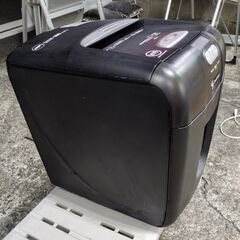 🍎GBC ジービーシー  オートフィードシュレッダー GCS100AFXの画像