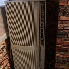 冷暖房窓用エアコン
