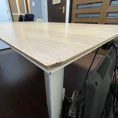 
ダイニングテーブルの画像