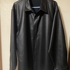 【掲載は29日am9時迄】GU 革ジャン ボタン フェイクレザー