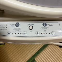 アップリカ 電動ハイロー＆チェアー の画像