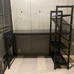 ガラステーブル　学習机の画像