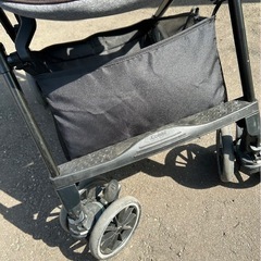 combi コンビ ベビーカートの画像
