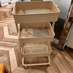 移動用スチールラック　中古