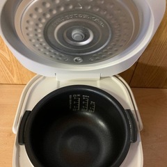 ⭐️SHARPジャー炊飯器⭐️ ⭐️KS-CF05B-W⭐️の画像