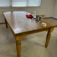 ダイニングテーブル