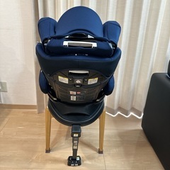 【お取引中】アップリカ　ディアターンプラス　ISOFIX　の画像