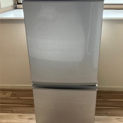 冷蔵庫　シャープ　137ℓ 譲ります