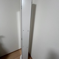 【受け渡し決定】ミラー付き収納ラックの画像