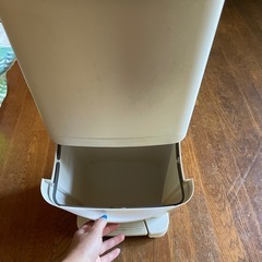 2段ゴミ箱の画像