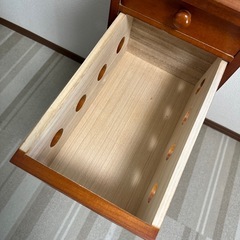 木製キッチンワゴンの画像