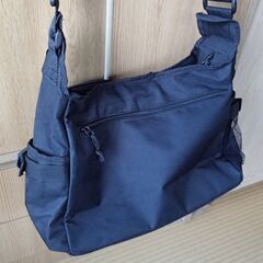 ★★★★★★　未使用　メンズ　バッグ　ショルダーバッグ　旅行バック　★★★★★★の画像
