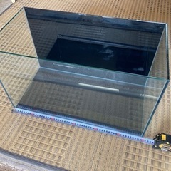 60cm規格水槽　ガラスの画像