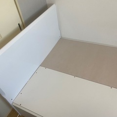 ベットフレーム（セミダブルサイズ）の画像