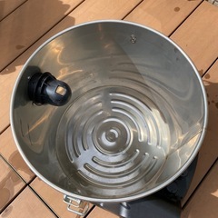 ミナトワークス　乾湿両用掃除機の画像