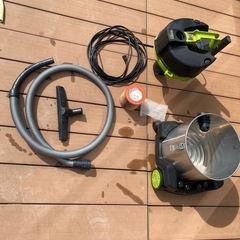 ミナトワークス　乾湿両用掃除機の画像