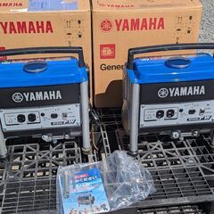 ヤマハ　ガソリンエンジン発電機EF900FWの２個セットです。　...