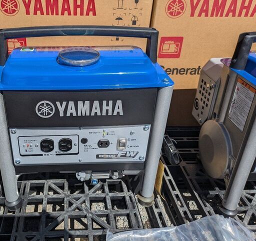 ヤマハ　ガソリンエンジン発電機EF900FWの２個セットです。　台風対策に