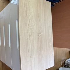 ４段の衣装ケース