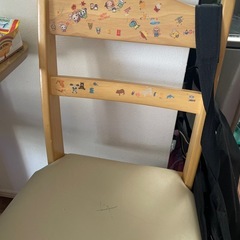 ダイニングテーブルの画像