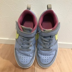 NIKE ナイキ キッズ スニーカー 18cm 水色 男女兼用の画像