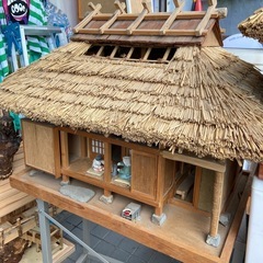 茅葺き屋根風建築模型　手作り　模型　ミニチュア