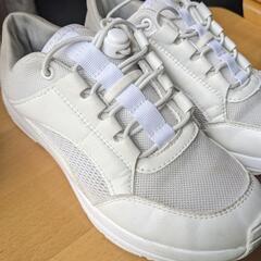 ナースシューズ　ホワイト　スニーカーの画像