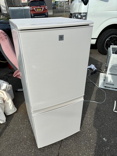 極美品 SHARP シャープ 137L 2ドア冷蔵庫 SJ-PD14B 2016年製