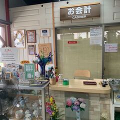 総合リサイクルショップスタッフ募集！【時給1400円／レジ・接客・電話対応】交通手当有の画像