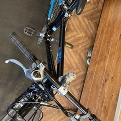 SALE！全品防犯登録無料！GIANT suitto2前後タイヤ新品！】アルミ