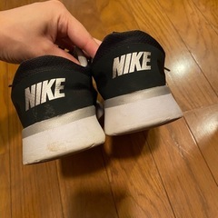 NIKE レディース　スニーカー　22.5cm 23cmの画像