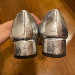 GU パンプス　22.5cmの画像