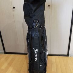 ゴルフバッグ　キャディバッグ　スリクソンの画像
