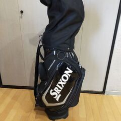 ゴルフバッグ　キャディバッグ　スリクソンの画像